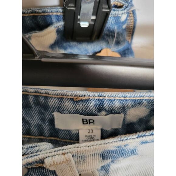 BP shorts Womens 26 Denim Jean Blue Bleached Washed Distressed Raw Cutoff New - Picture 5 of 7